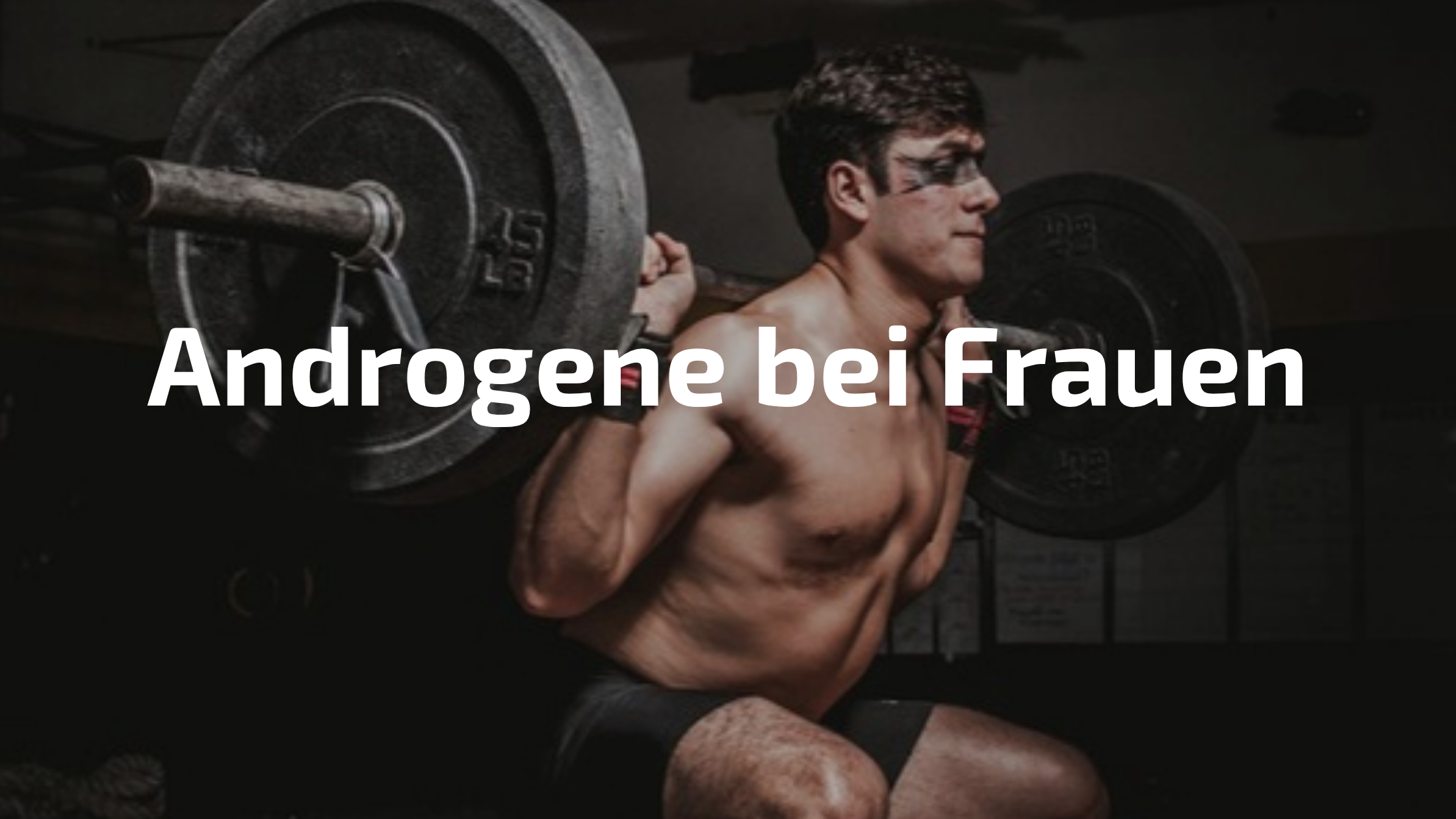 Frau beim Krafttraining – Testosteron und Energie