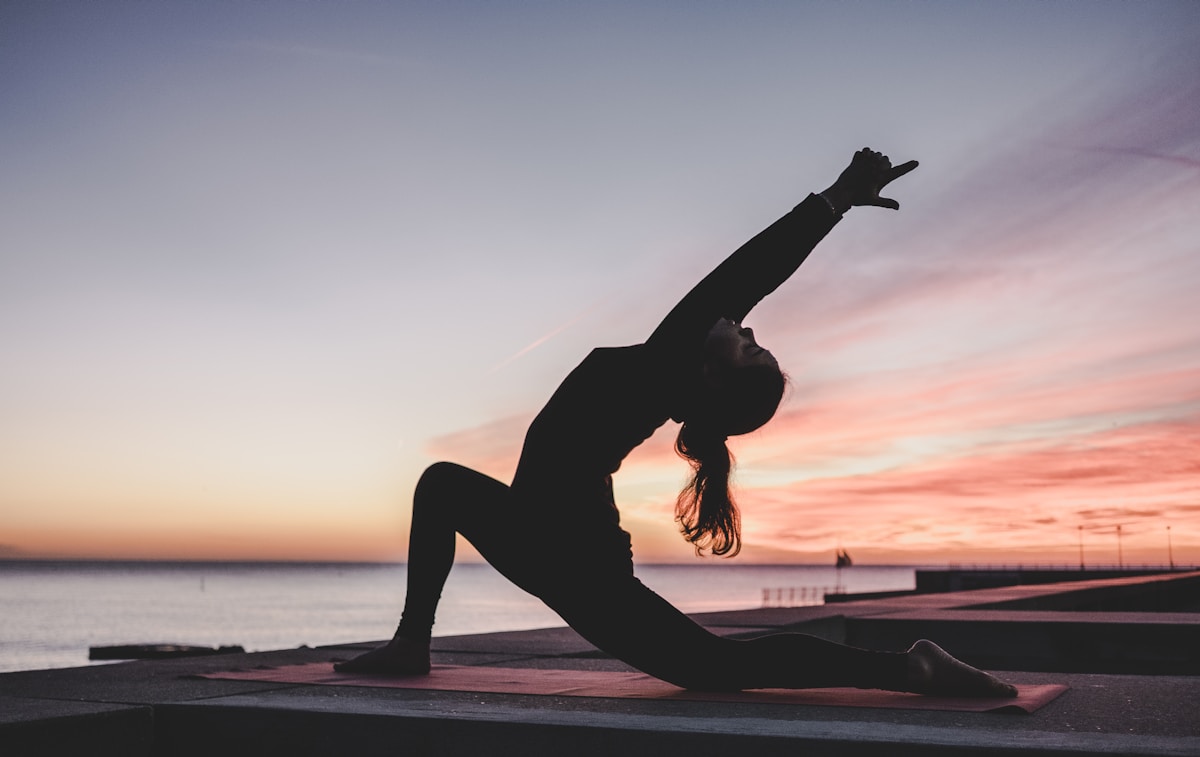 Aminosäuren Müdigkeit bekämpfen — Supplement und gesunde Lebensmittel