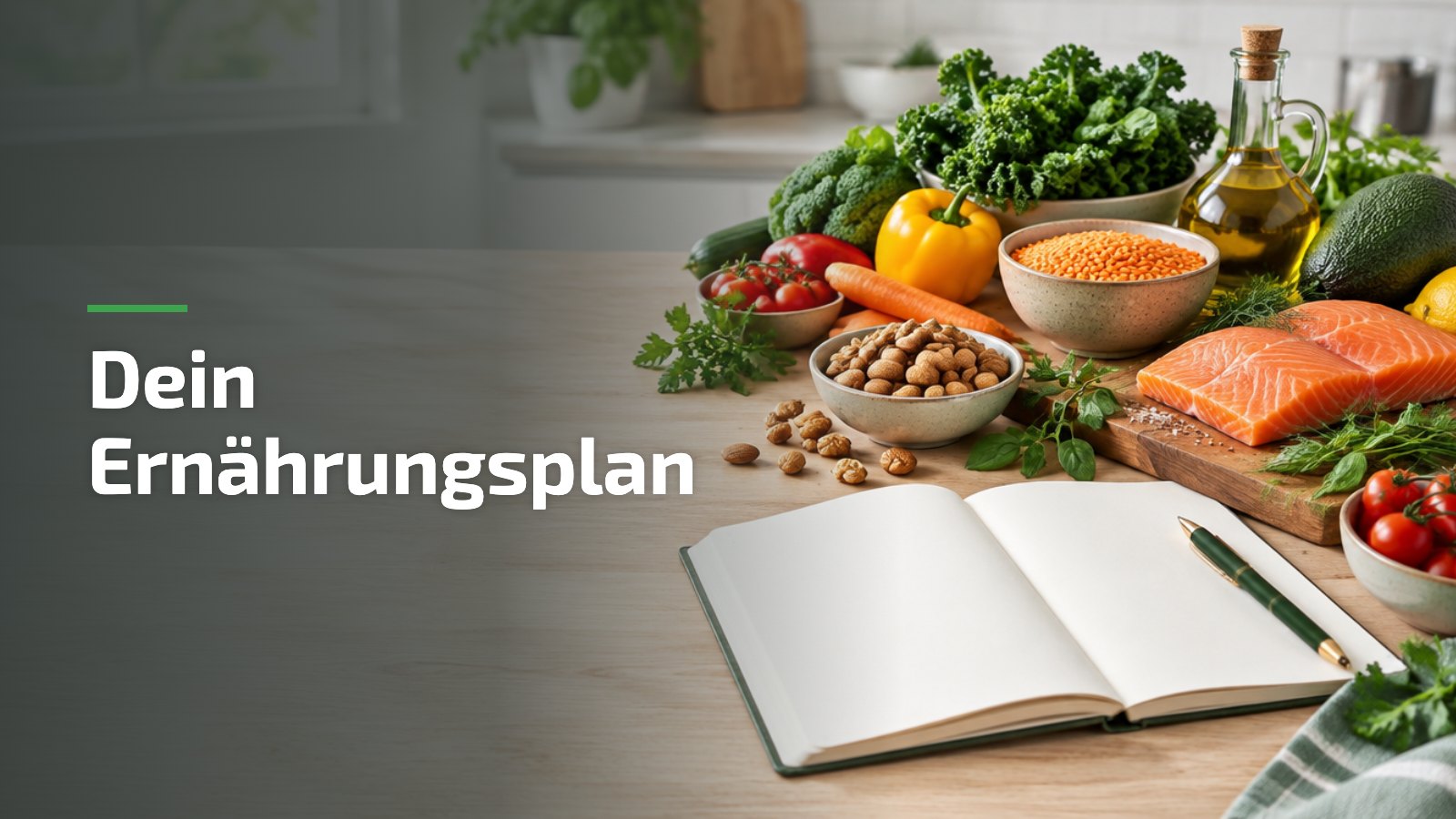 Individueller Ernährungsplan: frische Lebensmittel und ein offenes Notizbuch für deinen persönlichen Plan